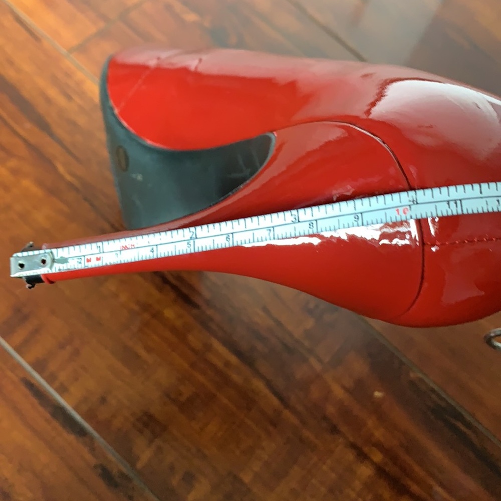 Bright Red Rounded Toe Jessica Simpson Heels - Picture 5 of 7